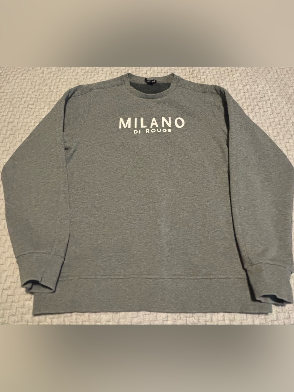 Milano di Rouge Gray Sweatshirt Tagged Kids 2XL Measures Women’s Small